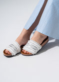 Load image into Gallery viewer, Tassel Trim Sliders - WHITE