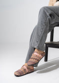 Load image into Gallery viewer, ZigZag Clogs - PINK