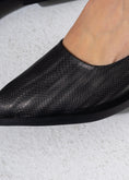 Load image into Gallery viewer, Snakeskin Pointed Flats - BLACK