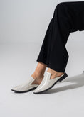 Load image into Gallery viewer, Snake-Embossed V-Cut Mules - WHITE