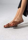 Load image into Gallery viewer, Starlight Criss-Cross Slipper - CAMEL