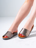 Load image into Gallery viewer, Snake-Textured Wide Strap Slides - OXIDI