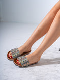 Load image into Gallery viewer, Nomadic Pattern Slide - GREEN