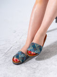 Load image into Gallery viewer, Vintage-Style Tapestry Slide - DARK BLUE