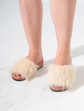 Load image into Gallery viewer, Faux Fur Single Band Slide - BEIGE