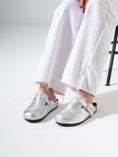 Load image into Gallery viewer, Metallic Ruched Slip-On Clogs - SILVER