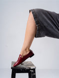 Load image into Gallery viewer, Chic Buckle Flats-marron