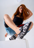 Load image into Gallery viewer, The Serpentine Flat-black