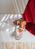 Load image into Gallery viewer, Pearl Mesh Ballet Flats - white