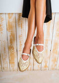Load image into Gallery viewer, Elegance Floral Lace Mules - yellow