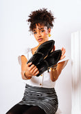 Load image into Gallery viewer, Elia Chic Square Toe Flat - black