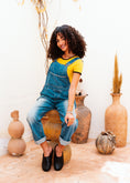 Load image into Gallery viewer, Essential Rounded-Toe Clogs - black