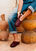 Load image into Gallery viewer, Essential Rounded-Toe Clogs - maroon