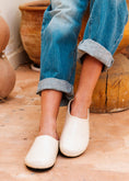 Load image into Gallery viewer, Essential Rounded-Toe Clogs - beige