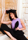 Load image into Gallery viewer, Minimalist Suede Side-Slit Flats - black