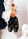 Load image into Gallery viewer, Classic Wide-Strap Mary Jane Flats - black