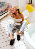 Load image into Gallery viewer, Comfy Slip-On Clogs - black