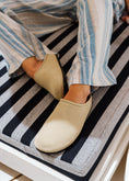 Load image into Gallery viewer, Comfy Slip-On Clogs - beige