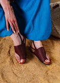 Load image into Gallery viewer, Comfort Slingback Slides - maroon