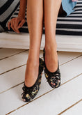 Load image into Gallery viewer, Floral Bow Ballerinas - black