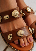Load image into Gallery viewer, Summer Shell Flat Slides - camel