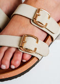Load image into Gallery viewer, Ergonomic Buckle Sliders - beige