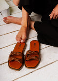 Load image into Gallery viewer, Double Bow Leather Slides - camel