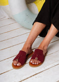 Load image into Gallery viewer, Elegant Open-Toe Flat Slides - maroon