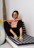 Load image into Gallery viewer, Sleek V-Cut Square Slides - green