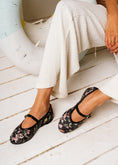 Load image into Gallery viewer, Eyelet Mesh Ballet Flats - black