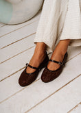 Load image into Gallery viewer, The Basket-Weave Flat - brown