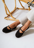 Load image into Gallery viewer, The Basket-Weave Flat - black