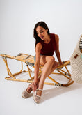 Load image into Gallery viewer, The Geometric Mesh Flat - beige