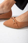 Load image into Gallery viewer, The Meridian Flat-camel
