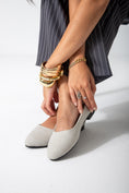 Load image into Gallery viewer, Cracked-Effect Ballet Flat-gray
