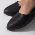 Load image into Gallery viewer, Cracked-Effect Ballet Flat-black