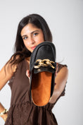 Load image into Gallery viewer, Chain-Detail Clog-black