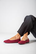 Load image into Gallery viewer, The Chloe Flat-red
