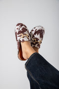 Load image into Gallery viewer, The Safari Clogs-brown