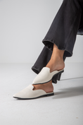 Load image into Gallery viewer, Chic Backless Flat-white