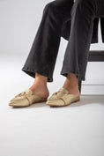 Load image into Gallery viewer, The Metropolis Mule-gold