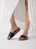 Load image into Gallery viewer, Shine On Mule - black
