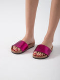 Load image into Gallery viewer, Shine Edge Walk - pink