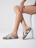 Load image into Gallery viewer, Shine Crossover Mood - mint green