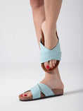 Load image into Gallery viewer, Soft Cross Comfort - blue
