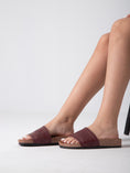 Load image into Gallery viewer, Heritage Comfort Slide - marron
