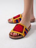 Load image into Gallery viewer, Geometric Stitched Wide Strap Slides