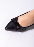 Load image into Gallery viewer, The Ballerina Bow Flat-black