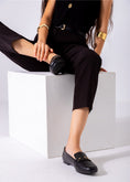 Load image into Gallery viewer, Square Toe Studded Flats-black