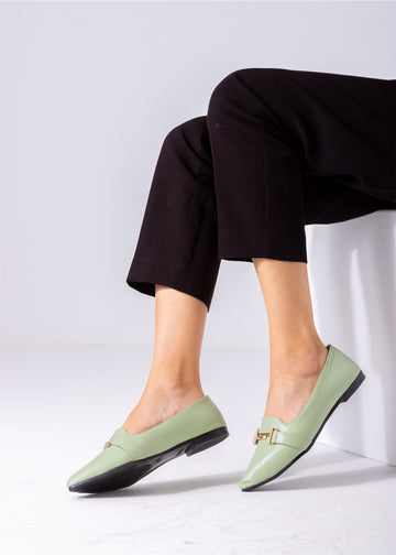 The Audrey Buckle Flat-mint green